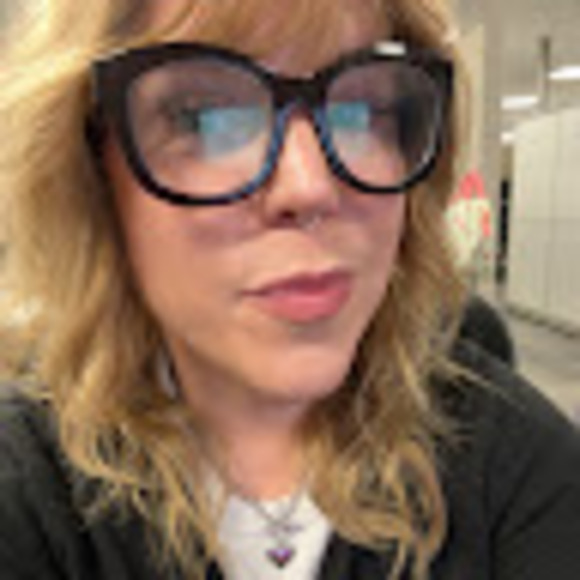 loni_hicks